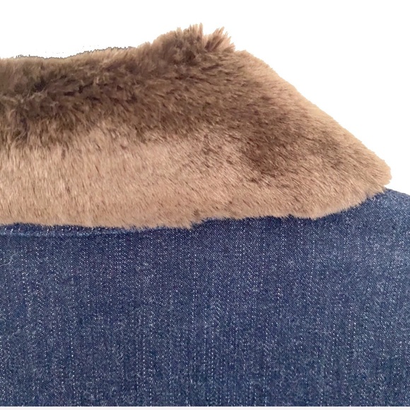 new Saks 5th Ave ༄ Vegan Fur Trim Zip Front Jacket ༄ Dark Indigo Denim ༄ Size 10 - Picture 4 of 10